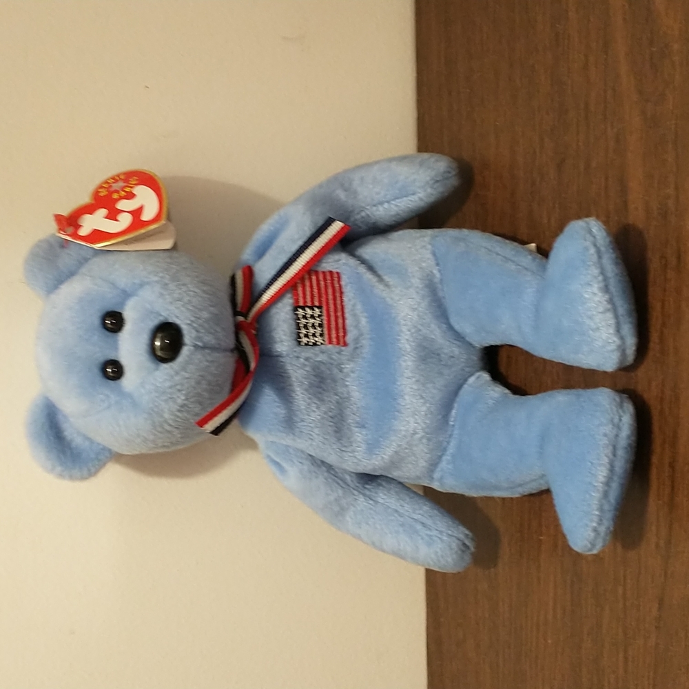 America Beanie Baby Bear ( A 2001 Tribute)